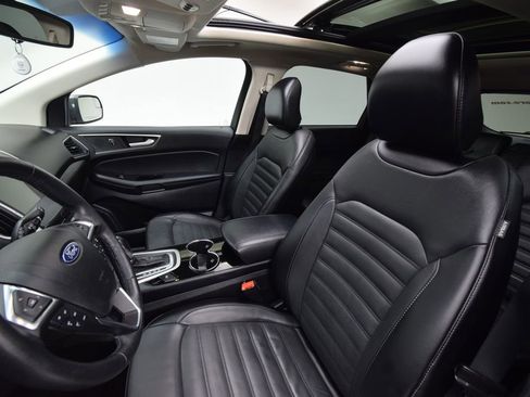 Used 2018 Ford Edge SEL w/ Equipment Group 201A image 19