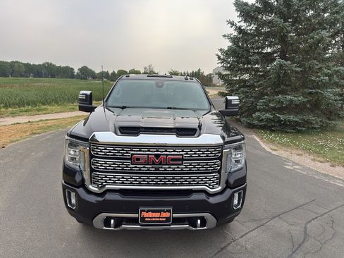 Used 2020 GMC Sierra 3500 Denali w/ Denali Ultimate Package AWD/4WD image 4
