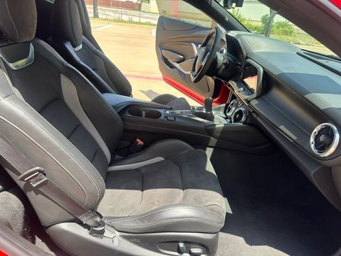 Used 2018 Chevrolet Camaro SS RWD image 20