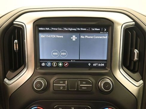 Used 2019 Chevrolet Silverado 1500 LT w/ Texas Edition AWD/4WD image 20