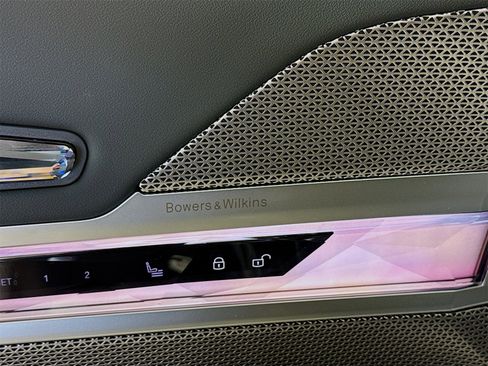 New 2026 BMW 740i w/ Premium Package image 19