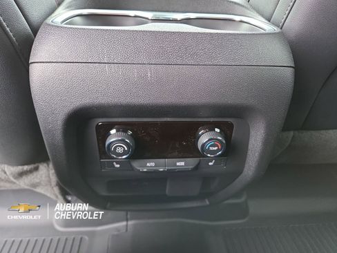 New 2026 Chevrolet Traverse RS w/ LPO, Floor Liner Package AWD/4WD image 27