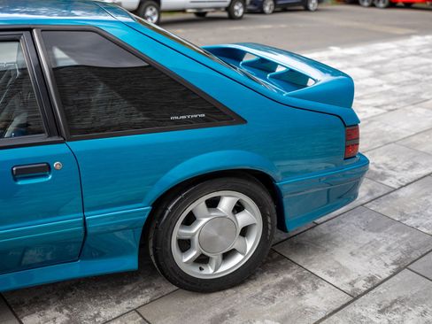 Used 1993 Ford Mustang Cobra image 17