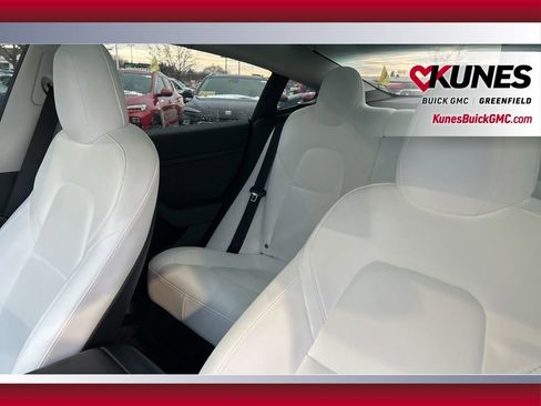 Used 2022 Tesla Model 3 Performance image 15