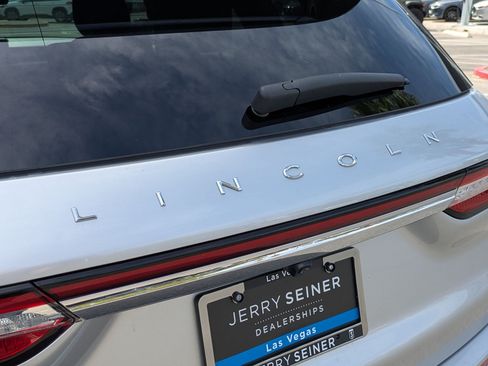 Used 2020 Lincoln Corsair FWD image 11