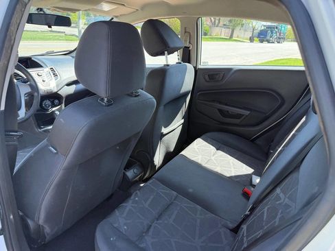 Used 2012 Ford Fiesta SE image 19