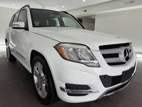 Used 2015 Mercedes-Benz GLK 350 4MATIC image 12