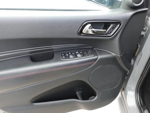 Used 2022 Dodge Durango R/T w/ Trailer Tow Group IV image 17