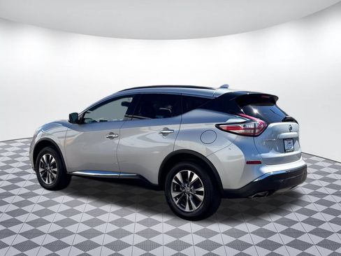 Used 2018 Nissan Murano SV FWD image 5