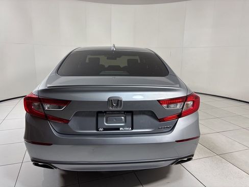 Used 2020 Honda Accord Sport image 4