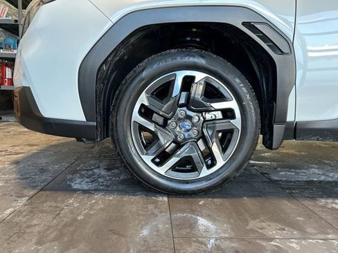 Used 2025 Subaru Forester Limited image 42