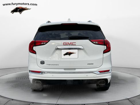Used 2019 GMC Terrain Denali image 4