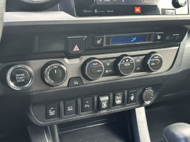 Used 2019 Toyota Tacoma TRD Sport AWD/4WD image 15