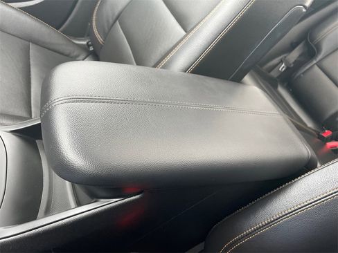 Used 2018 GMC Terrain SLT w/ Preferred Package image 18