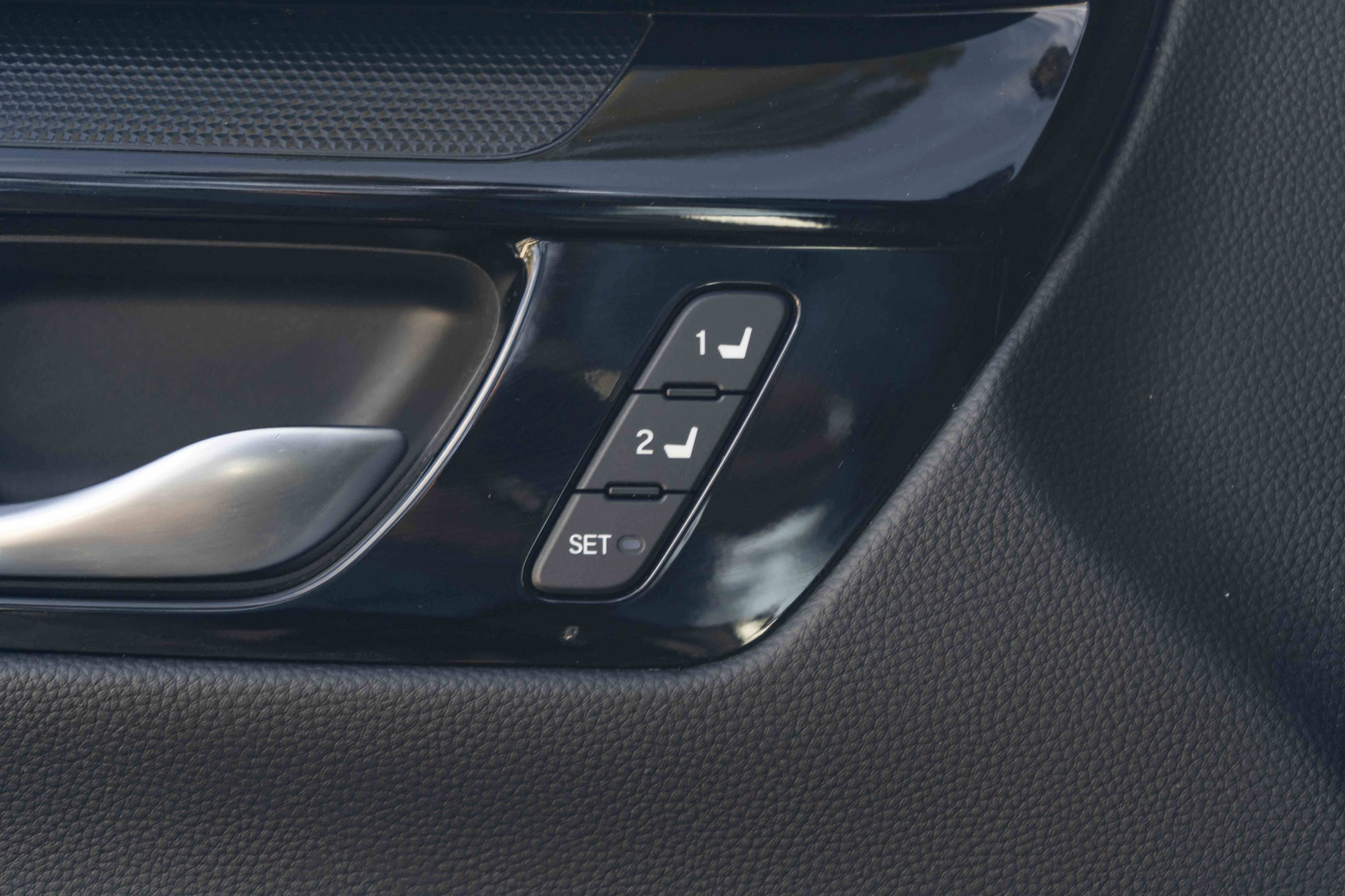 Used 2024 Honda CR-V EX-L image 37