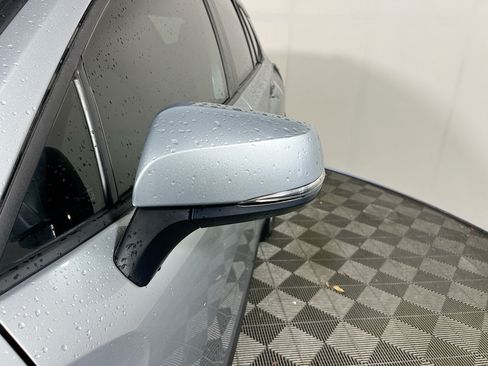 Used 2023 Toyota Corolla Cross LE FWD image 12