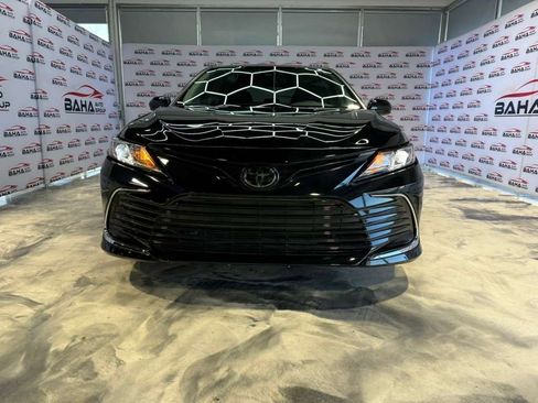 Used 2023 Toyota Camry LE image 3