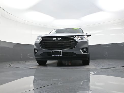 Used 2020 Chevrolet Traverse LT w/ LPO, Black Accent Package image 10