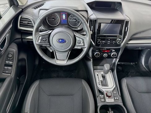 Used 2020 Subaru Forester Premium AWD/4WD image 3