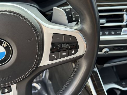 Used 2021 BMW X7 M50i w/ Cold Weather Package image 21