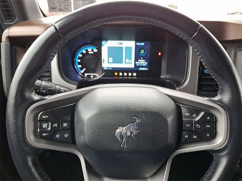 Used 2023 Ford Bronco Outer Banks image 20