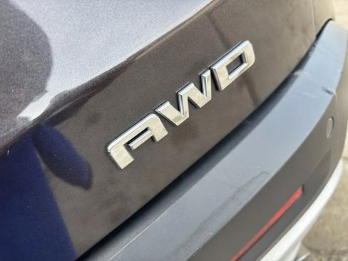 Used 2018 GMC Acadia SLT image 10