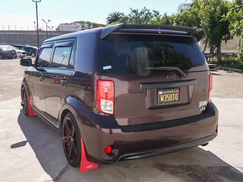 Used 2013 Scion xB image 7