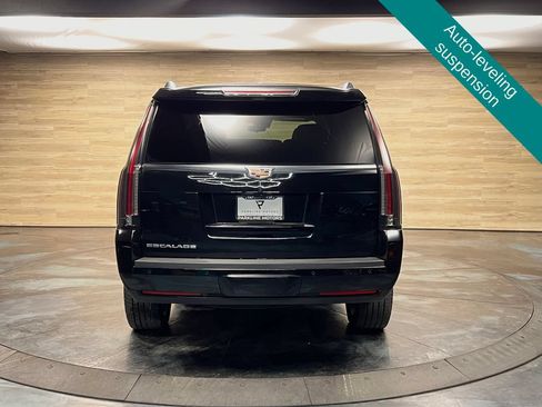 Used 2020 Cadillac Escalade Platinum AWD/4WD image 10