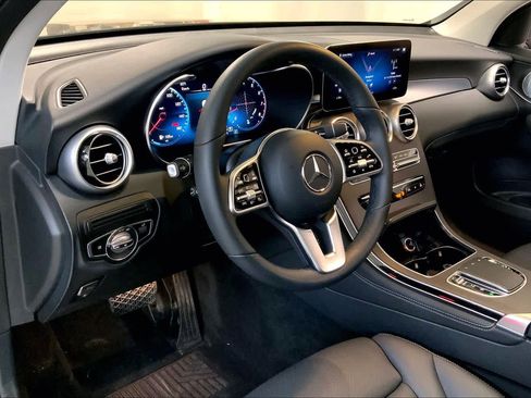 Used 2021 Mercedes-Benz GLC 300 4MATIC image 18