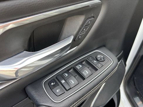 Used 2019 RAM 1500 Limited image 12