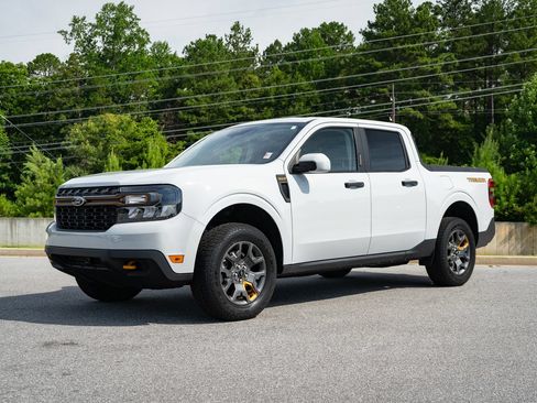 Used 2023 Ford Maverick Tremor w/ Tremor Off-Road Package AWD/4WD image 3