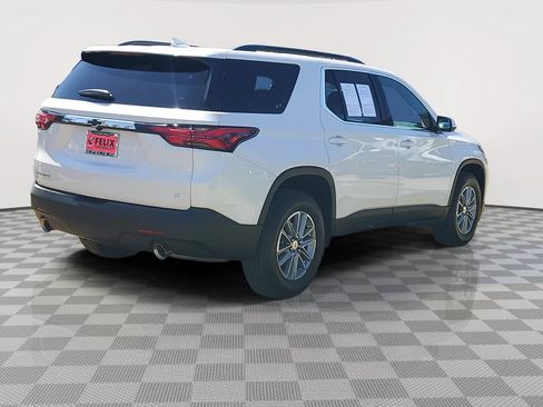 Used 2023 Chevrolet Traverse LT FWD image 4