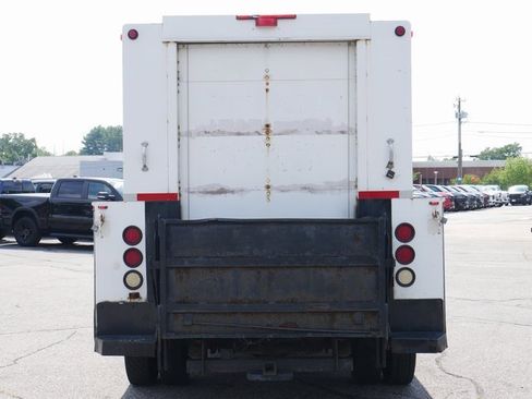 Used 2010 Ford F450 XL image 8