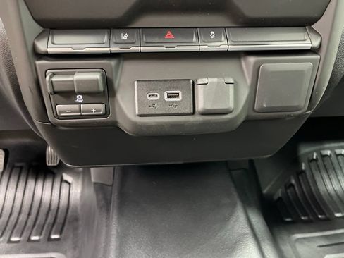 New 2026 GMC Sierra 2500 Pro AWD/4WD image 17