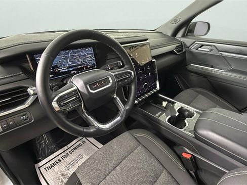 Certified 2025 GMC Acadia Elevation image 18