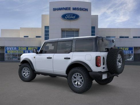 New 2025 Ford Bronco Badlands AWD/4WD image 4