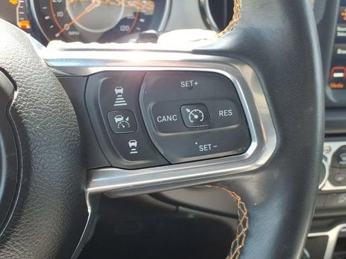 Used 2023 Jeep Wrangler Unlimited Sahara AWD/4WD image 24