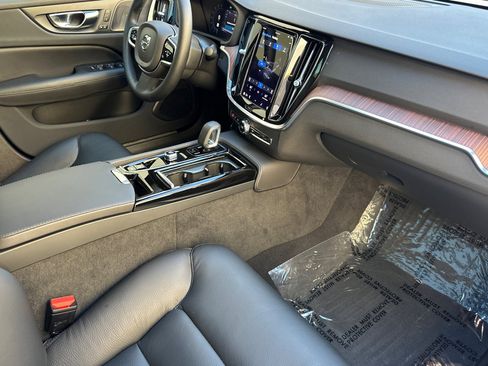 Used 2023 Volvo S60 T8 Plus w/ Climate Package image 16