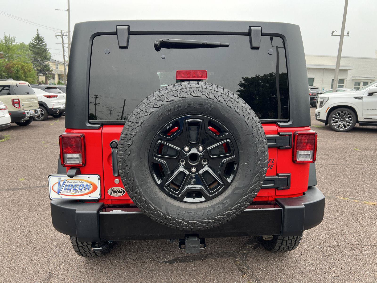 Used 2018 Jeep Wrangler Unlimited Sport AWD/4WD image 6