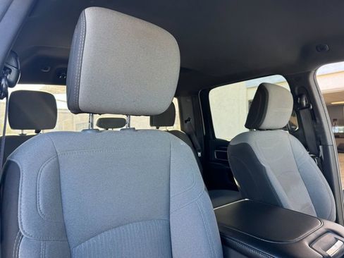 Used 2024 RAM 2500 Big Horn image 22