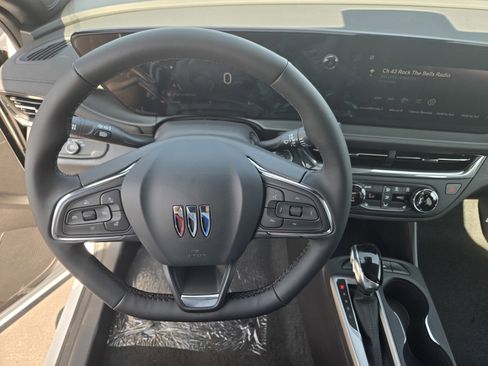 New 2025 Buick Envista Preferred w/ Convenience I Package image 10