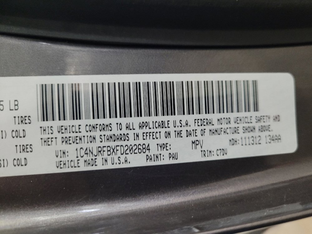 Used 2015 Jeep Patriot Latitude AWD/4WD image 33