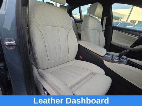 Used 2018 BMW 530e 530e iPerformance image 19