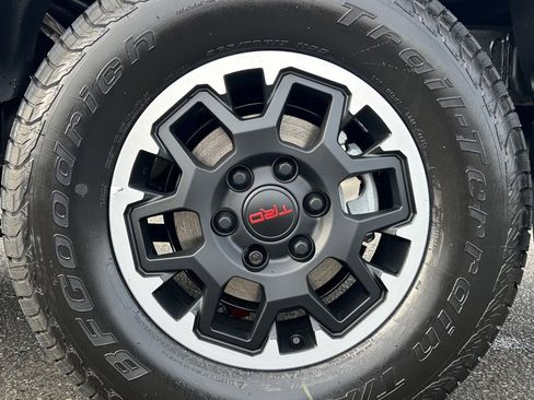 New 2026 Toyota Tacoma TRD Off-Road image 26