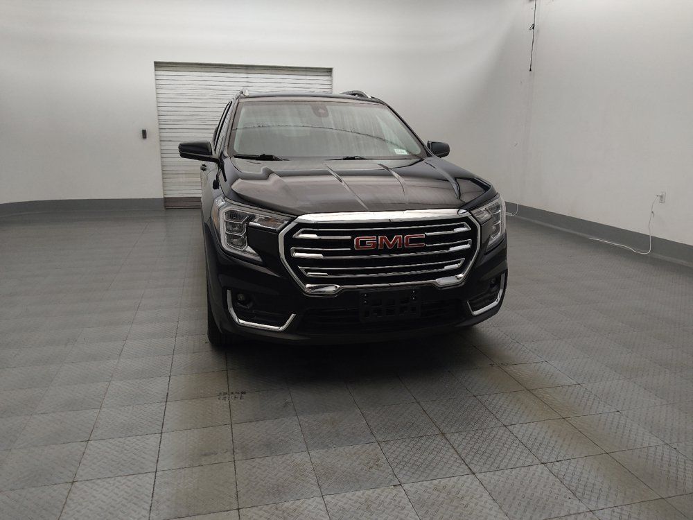 Used 2024 GMC Terrain SLT AWD/4WD image 14