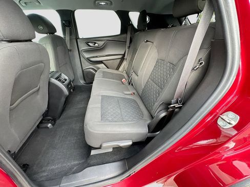 Used 2020 Chevrolet Blazer LT image 31