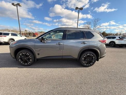 New 2026 Nissan Rogue SV image 8