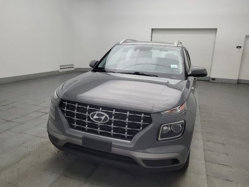 Used 2020 Hyundai Venue SEL w/ Convenience Package FWD image 15