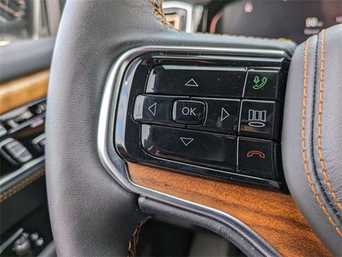 New 2024 Jeep Grand Wagoneer Series III image 15