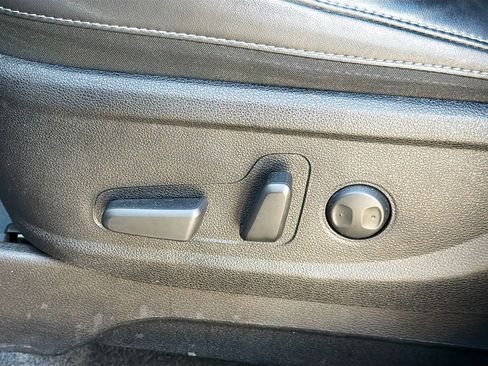 Used 2024 Kia Telluride S w/ S Sunroof Package image 26